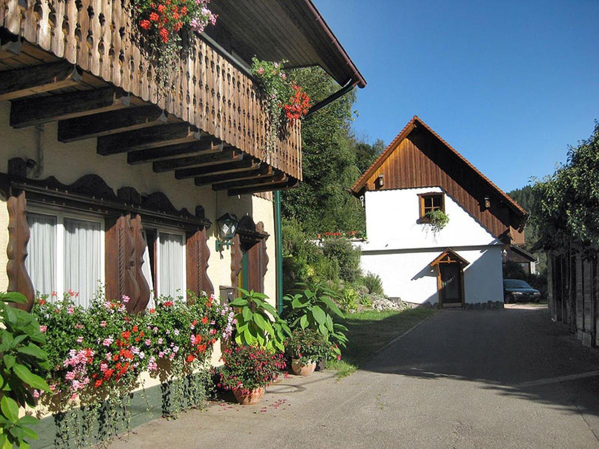 Gaestehaus Am Eichbach 施拉姆贝格 外观 照片