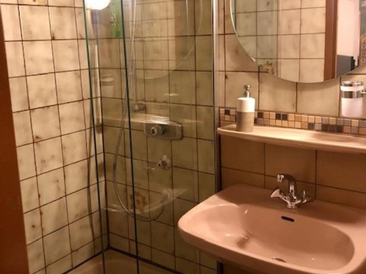 Gaestehaus Am Eichbach 施拉姆贝格 外观 照片